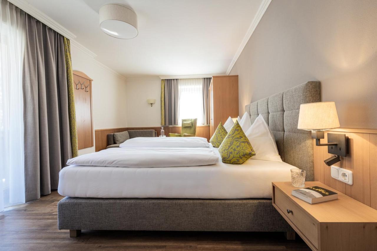 Hotel Sonnegg Σάαλμπαχ-Χίντεργκλεμ Εξωτερικό φωτογραφία
