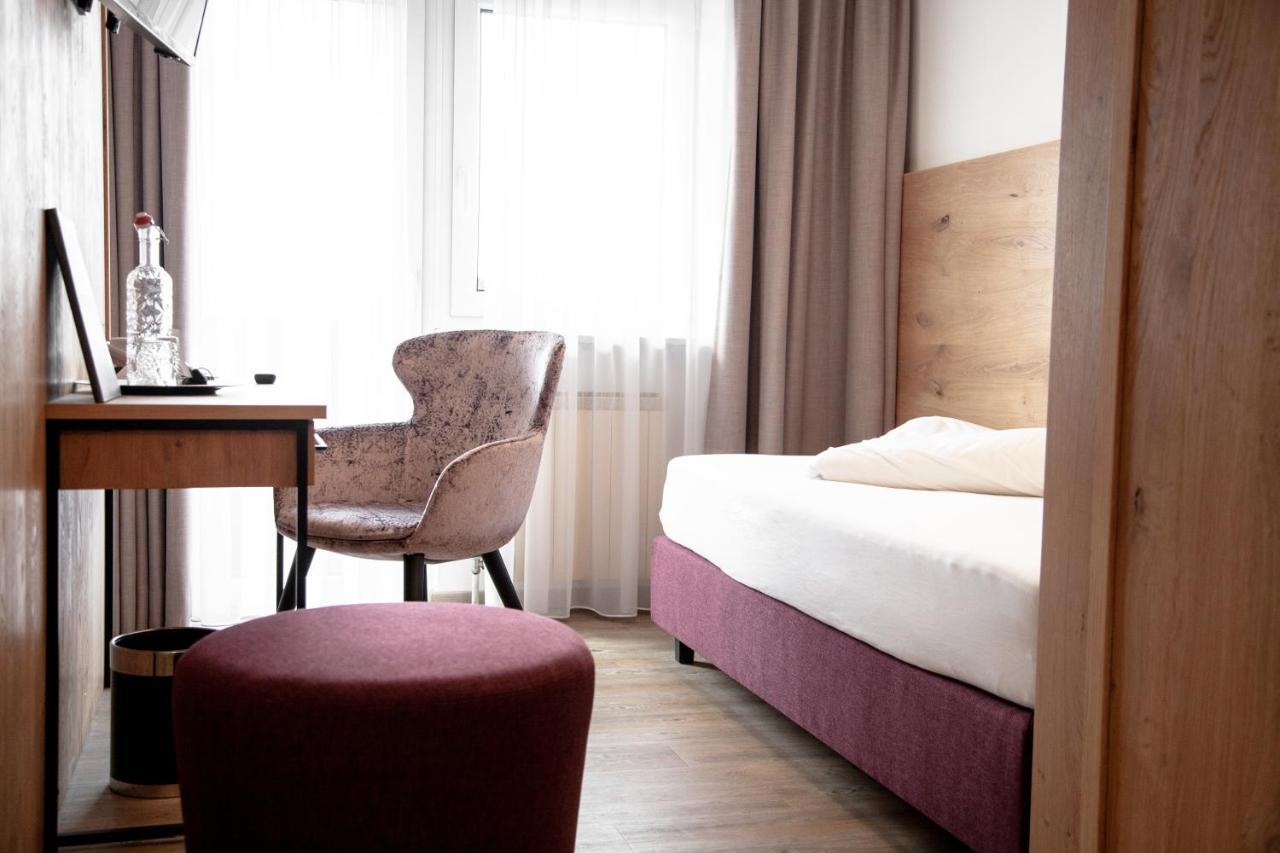 Hotel Sonnegg Σάαλμπαχ-Χίντεργκλεμ Εξωτερικό φωτογραφία