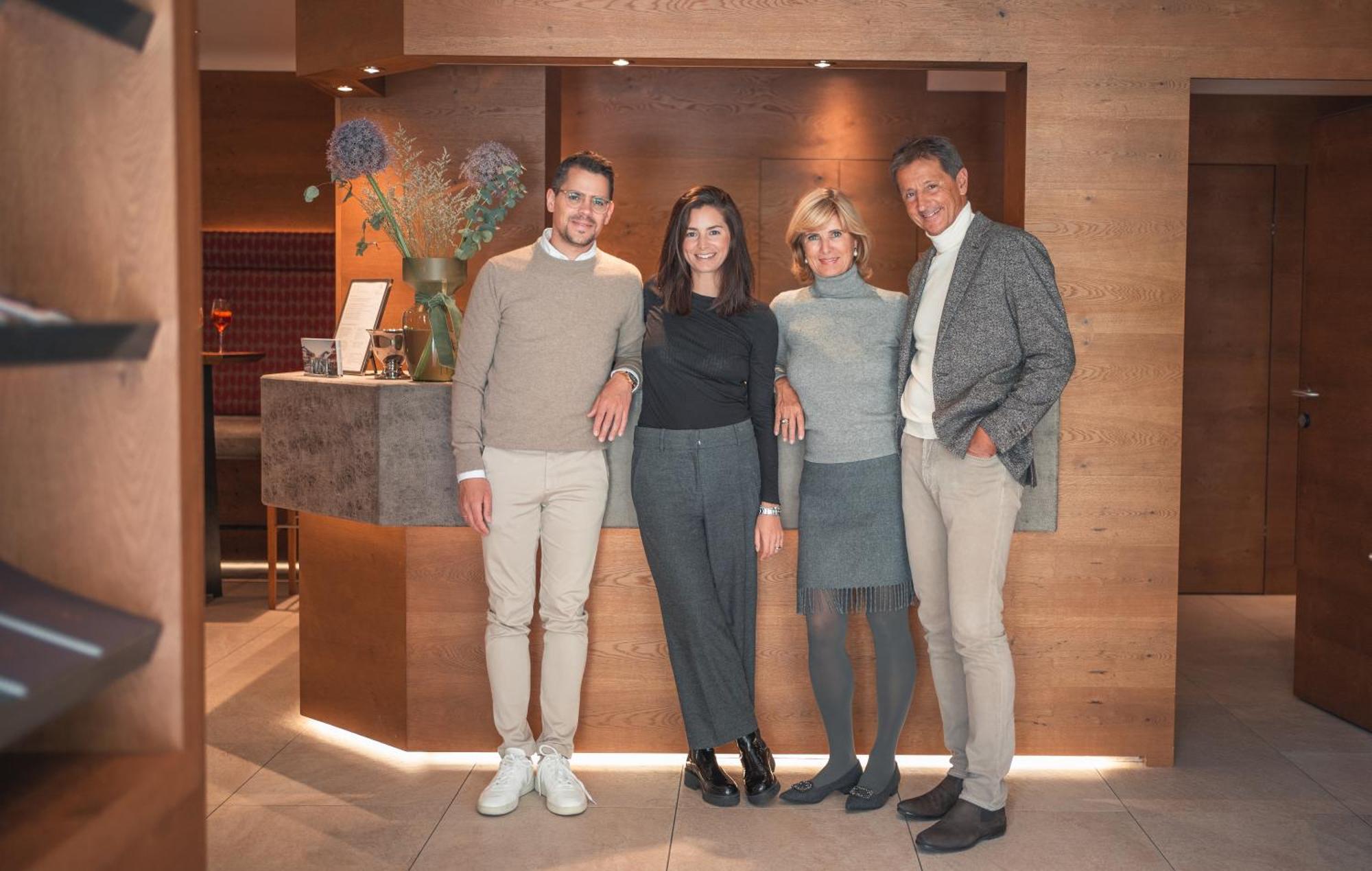 Hotel Sonnegg Σάαλμπαχ-Χίντεργκλεμ Εξωτερικό φωτογραφία